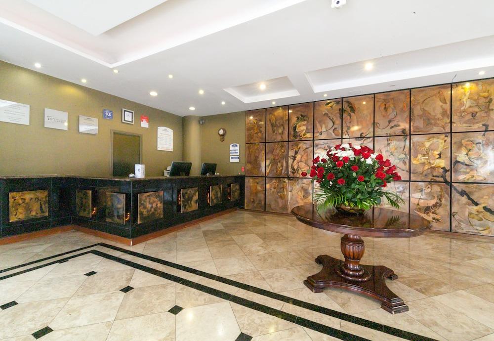Sonesta Hotel Loja Esterno foto